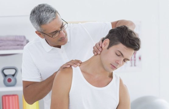 Cervical pain: causes and prevention